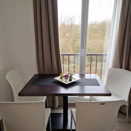 Joli T2 Avec Piscine Aux Portes De Honfleur Apartment Equemauville